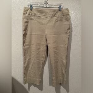 Zac & Rachel khaki pull on capri pants sz 14